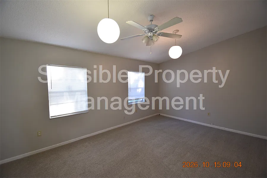 3 bed, 1232 sqft, $2,195 — Photo 3