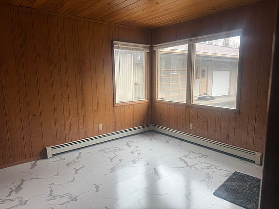 5th image of 2633 W 34th Ave
