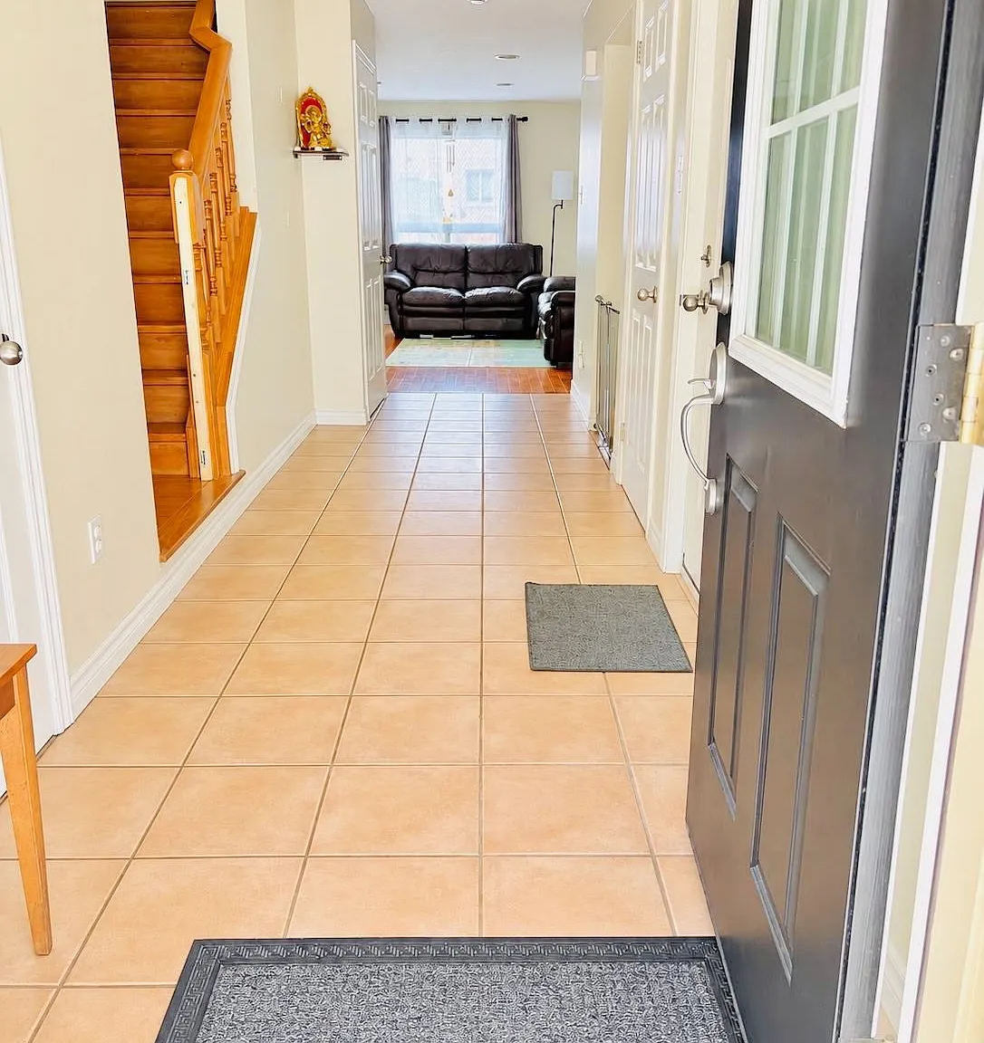 3 bed, $2,950 — Photo 3