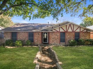 229 Los Santos Dr, Garland, TX 75043
