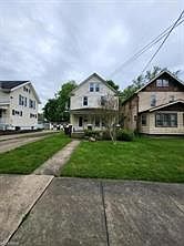 1st image of 190 E Mapledale Ave Unit B