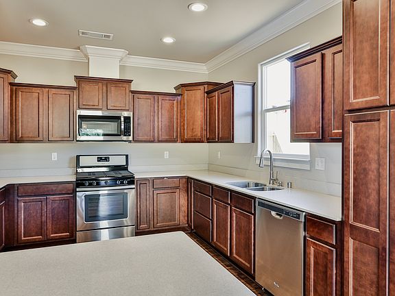 2nd image of 20293 Ballentine Dr