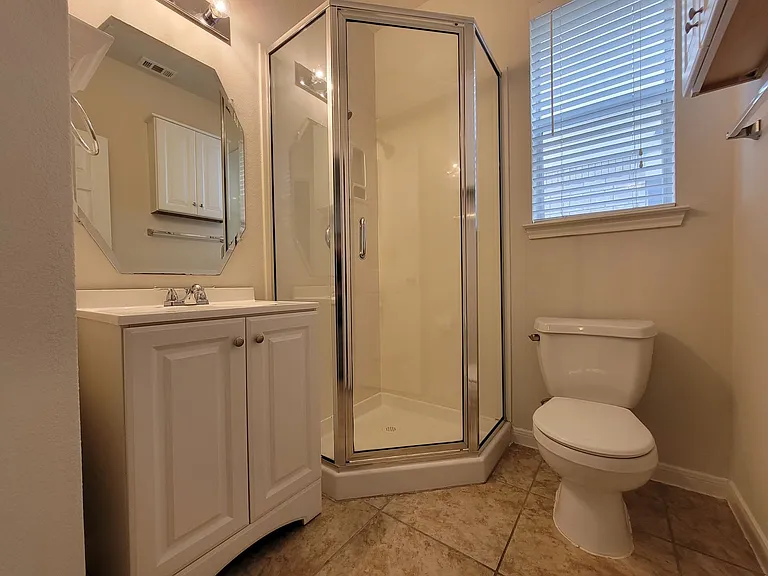3430 Shiraz Loop — Photo 29