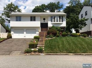 191 Jocelyn Ave, Wood Ridge, NJ 07075