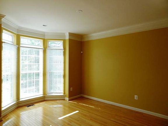 Living Room w/ Bay Window