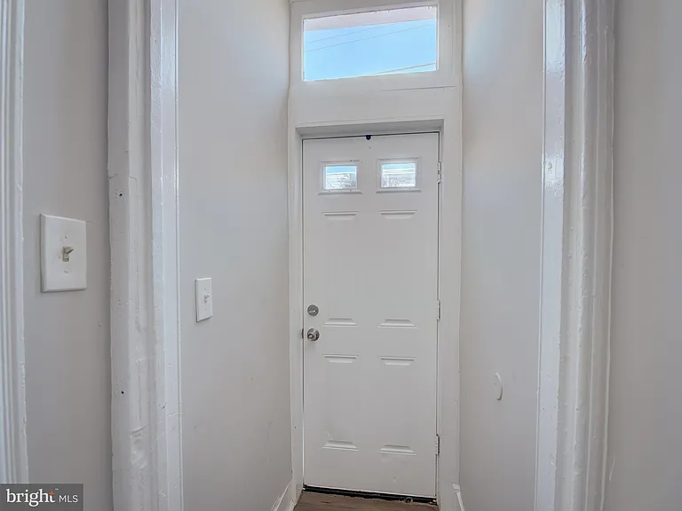2621 E Oliver St — Photo 5
