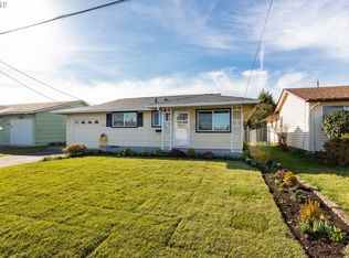 1660 Finzer Way, Woodburn, OR 97071