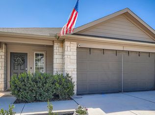 121 Granary Dr, Uhland, TX 78640
