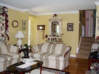 3rd image of 18 Louisa Ct