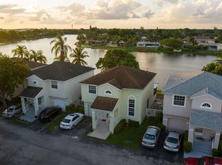 11995 NW 13th St, Pembroke Pines, FL 33026