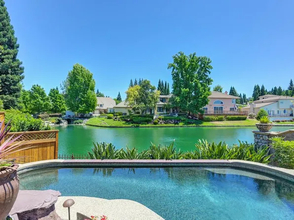 9637 Swan Lake Dr, Granite Bay, CA 95746