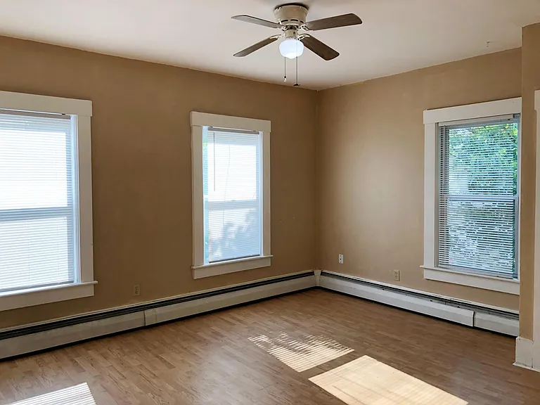 158 Pine St #2 — Photo 4