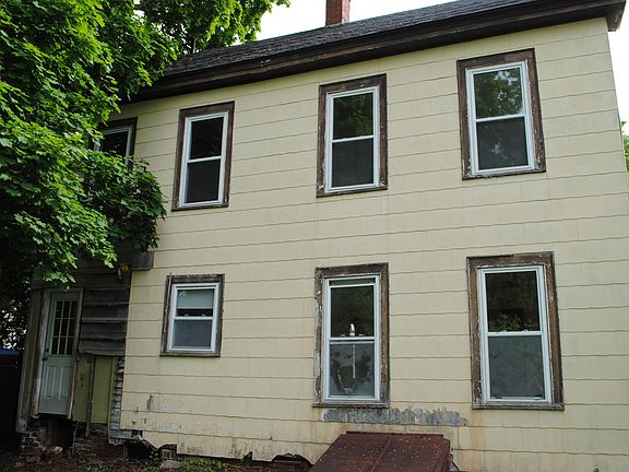 2nd image of 19 Pine Street