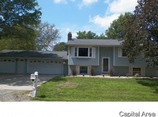 326 Westport Rd, Galesburg, IL