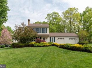 5337 Ashleigh Rd, Fairfax, VA 22030