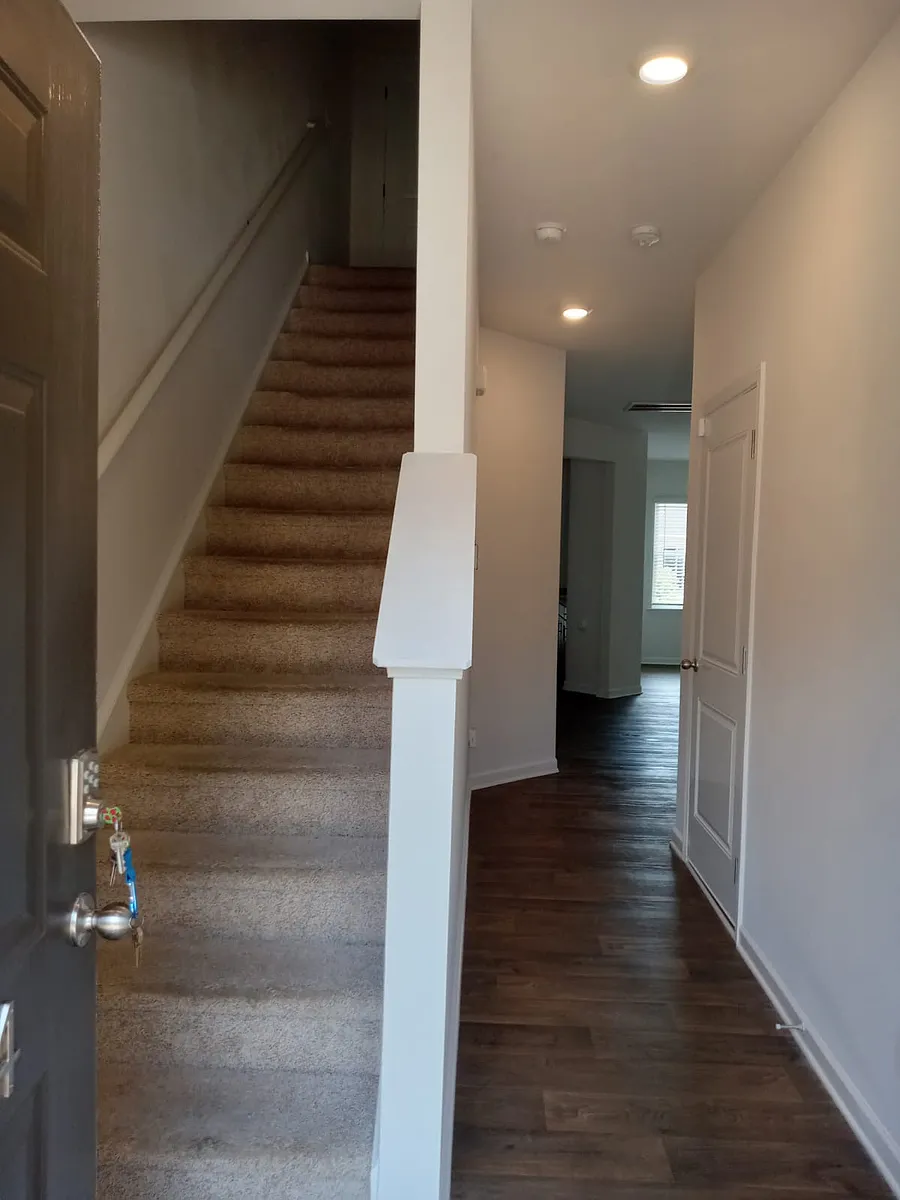 Entrance - 1574 Katherine Ct