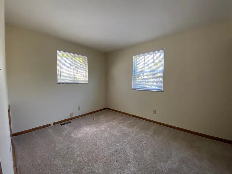 4976 Arbor Village Dr #2 — Photo 9