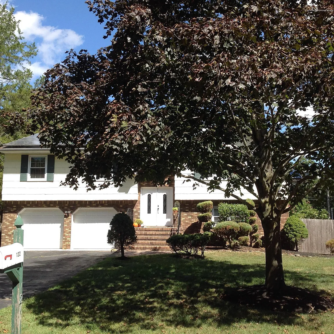 122 Larrabee Blvd photo 1