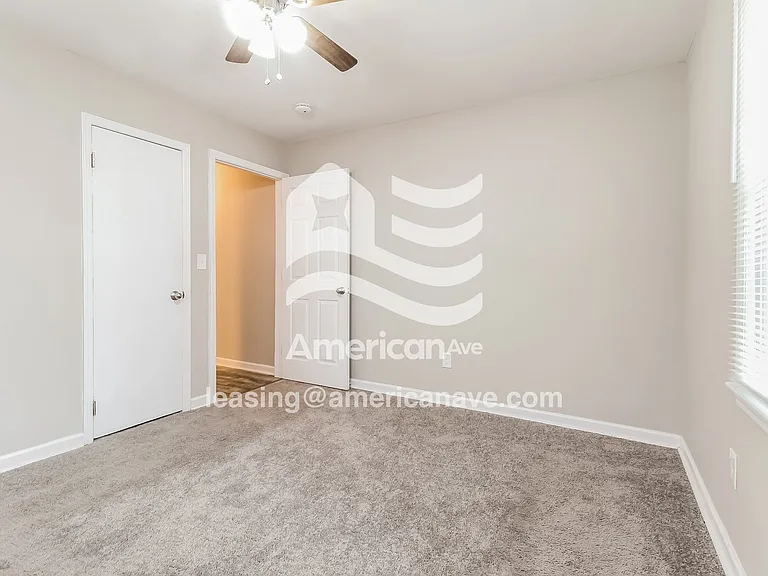 39021_012_wm_-_bedroom_13332301.jpg