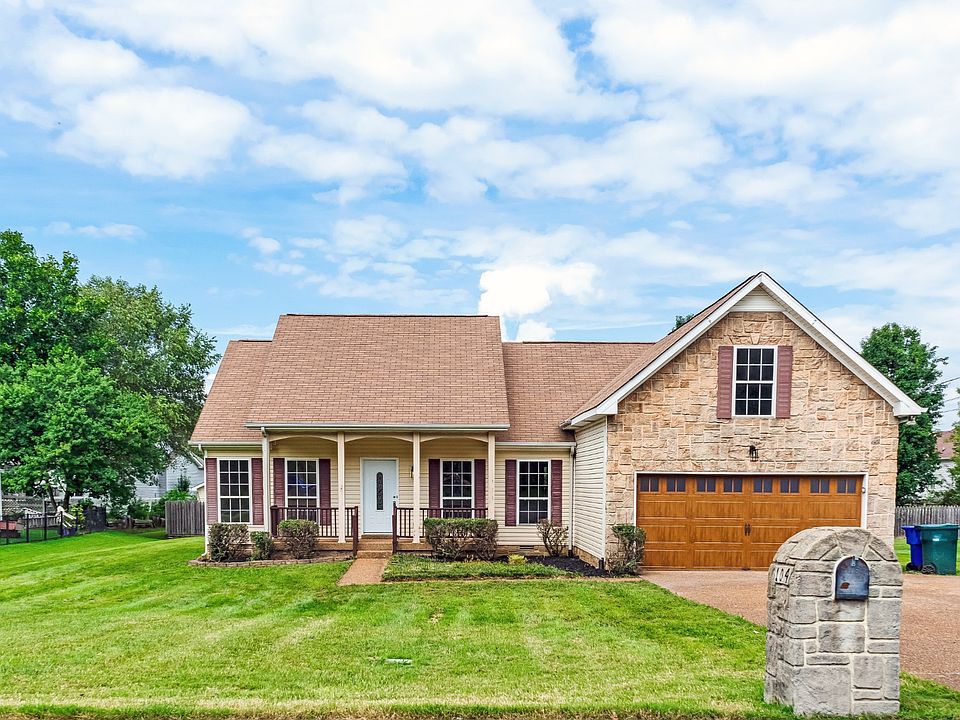 1st image of 104 Pembroke Ct