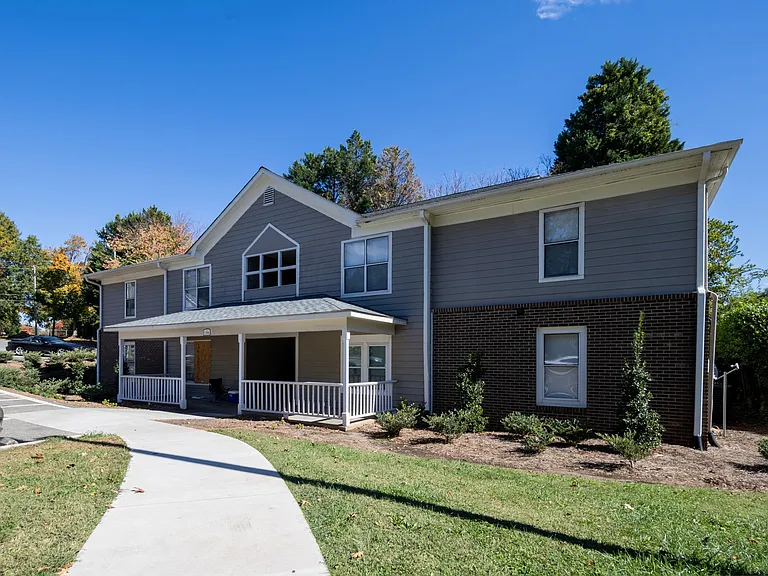 1396 Chestnut Plains Ct — Photo 1