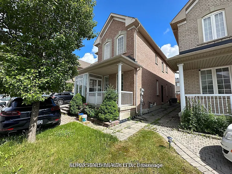 742 Hammersly Blvd — Photo 1