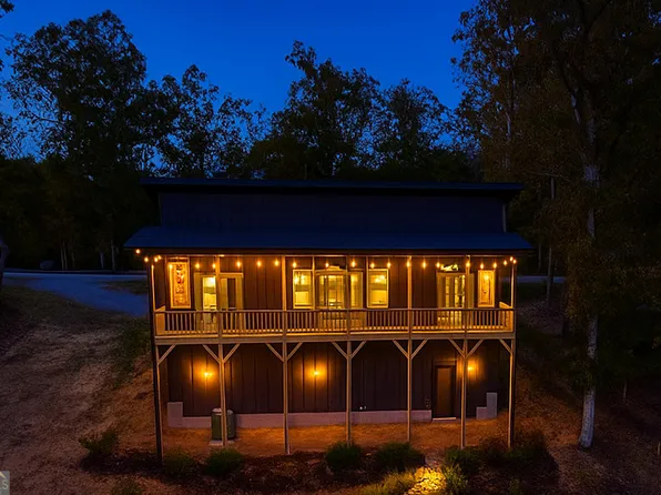 377 S Jakes Landing Way, Ellijay, GA 30540