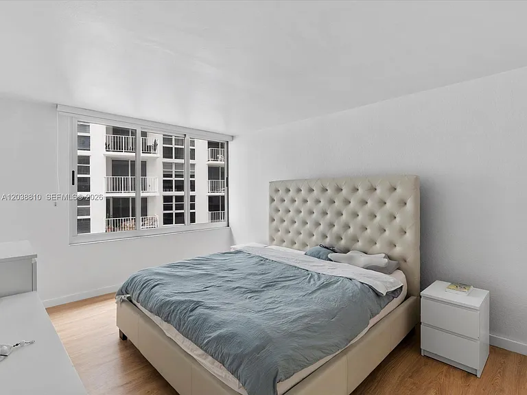 1200 West Ave #823 — Photo 12