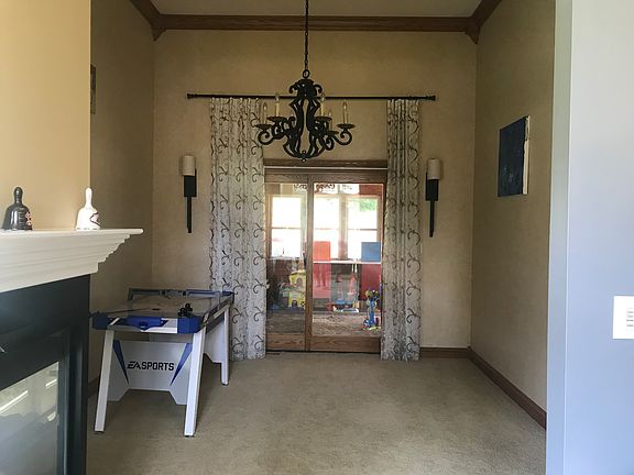 Dining area and Sunroom