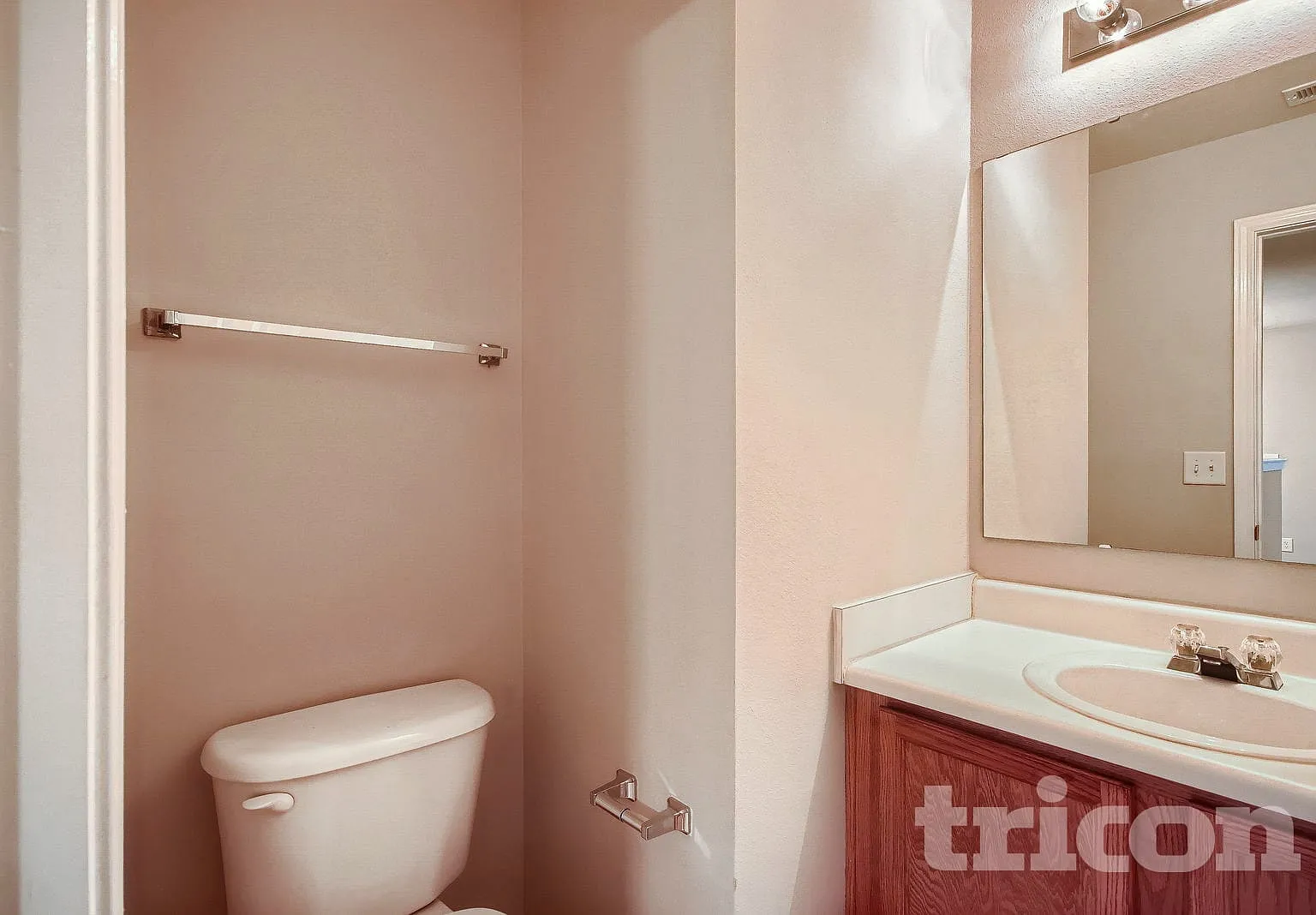 8330 Wallace Glen Drive Charlotte NC — Photo 2