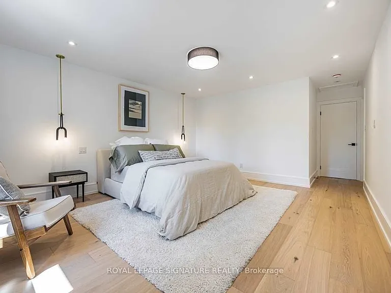 4 Stanhope Ave — Photo 18