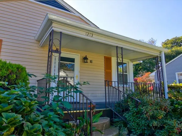 1213 Clagett Dr, Rockville, MD 20851