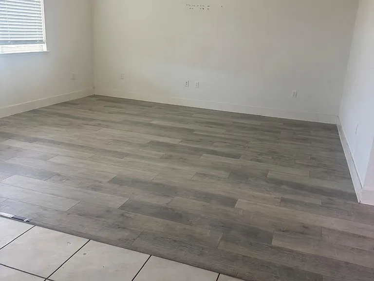 2650 Snelling Ct — Photo 2