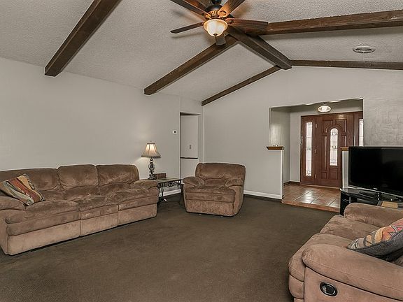 4th image of 5808 SW 50th Ave