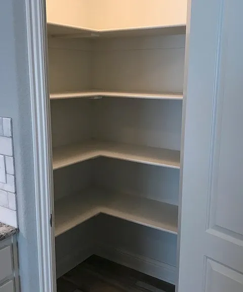 2211 Hunter Dr — Photo 6