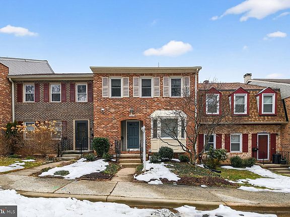 2nd image of 7607 Heatherton Ln