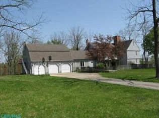 16736 Rocky Fork Rd, Logan, OH 43138