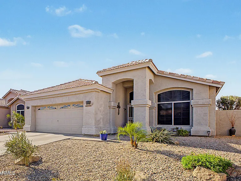9026 W Escuda Dr — Photo 3