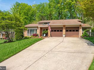 9610 Tinsmith Ln, Burke, VA 22015