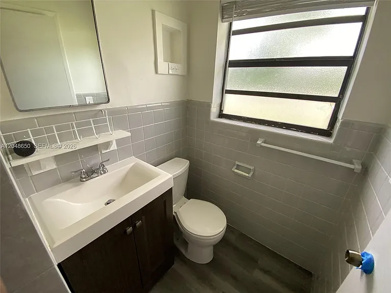 380 SE 12th Ave #2 — Photo 20