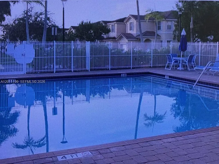 12450 SW 125th Ter #12450 — Photo 10