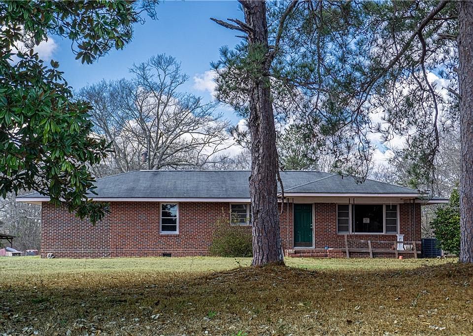 1st image of 30 Brown Rd