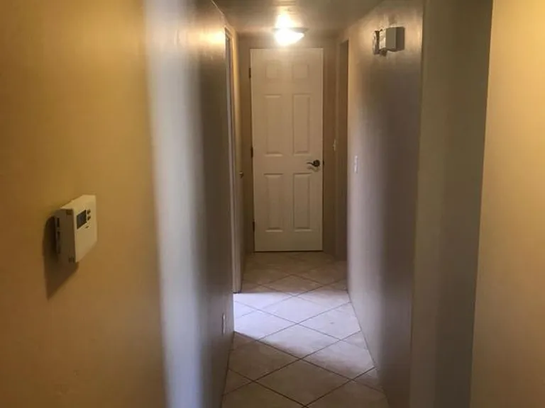 2155 N Fremont Ave — Photo 10
