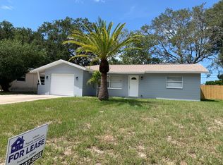 911 19th St SW, Largo, FL 33770