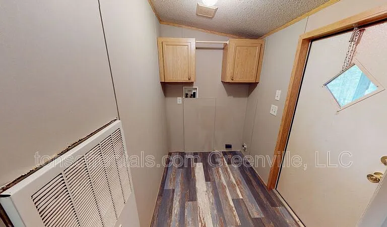 202 Bunker Ct — Photo 13