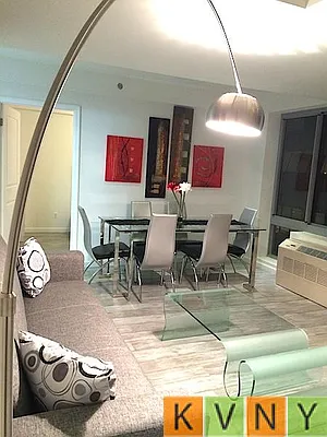 Rented by KVNY Soho | media 57