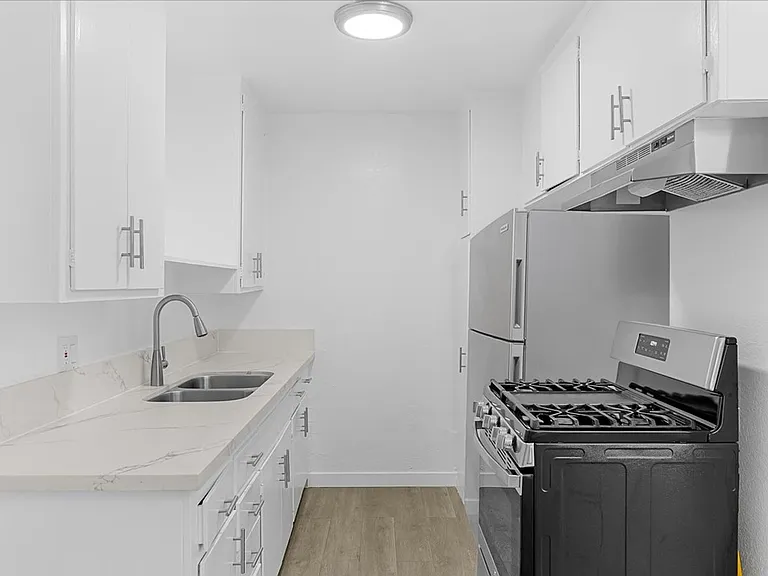 6119 Brynhurst Ave — Photo 3