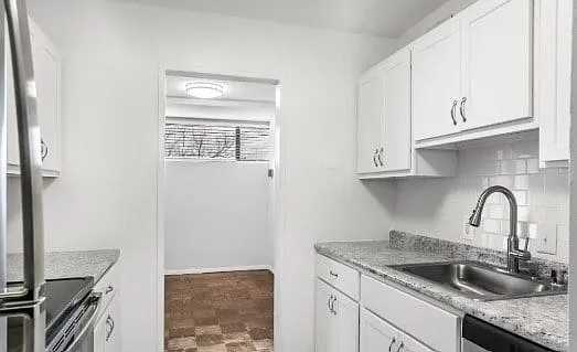 Calvert House Apartments — Photo 6