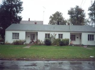 625 E 3rd St, Port Clinton, OH 43452