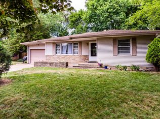 233 Hunter Dr, Benton Harbor, MI 49022